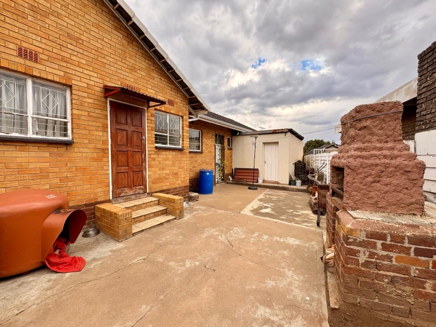 3 Bedroom Property for Sale in Dalpark Proper Gauteng
