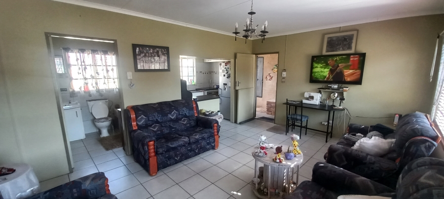 1 Bedroom Property for Sale in Elandspoort Gauteng