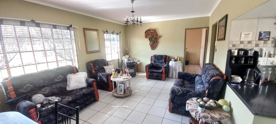 1 Bedroom Property for Sale in Elandspoort Gauteng