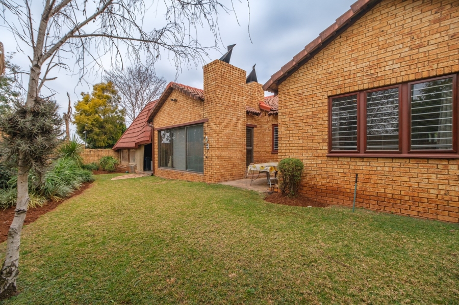 3 Bedroom Property for Sale in Ruimsig Gauteng