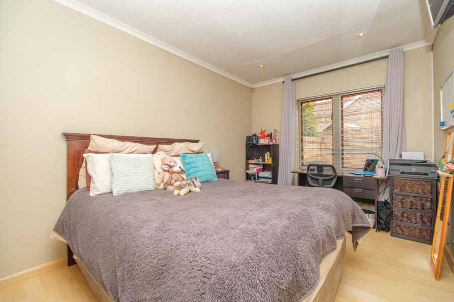 3 Bedroom Property for Sale in Ruimsig Gauteng
