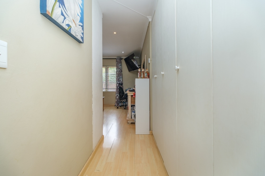 3 Bedroom Property for Sale in Ruimsig Gauteng