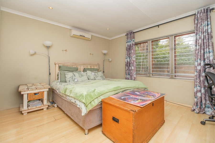 3 Bedroom Property for Sale in Ruimsig Gauteng