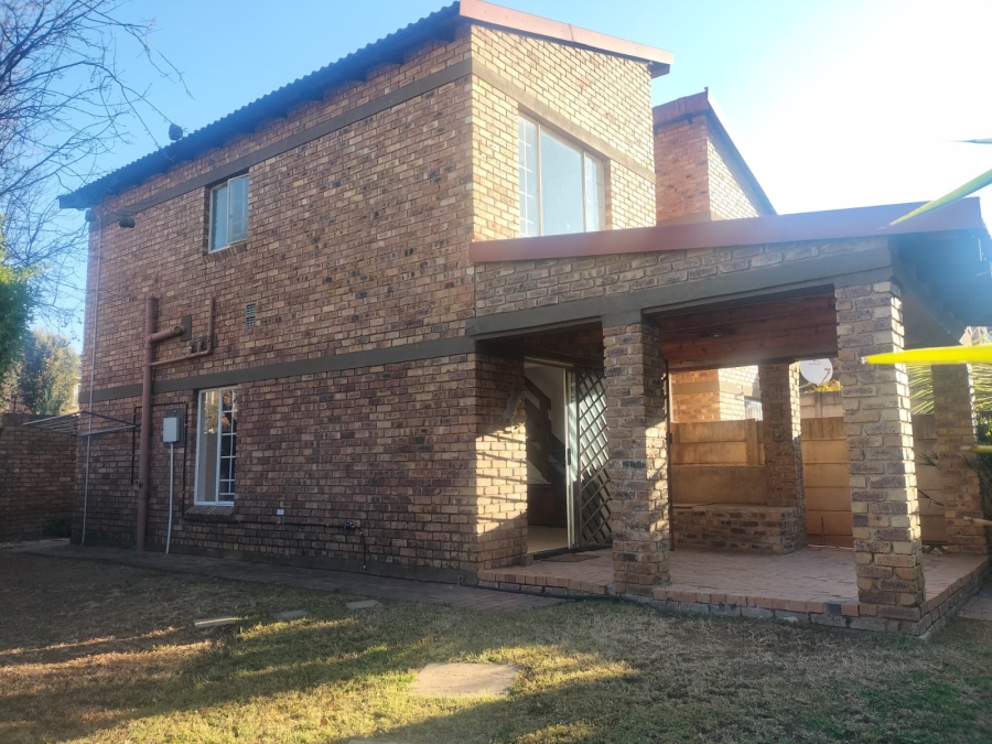 2 Bedroom Property for Sale in Bellairspark Gauteng