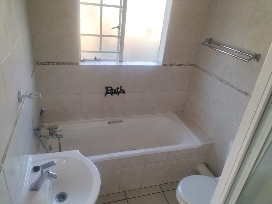 2 Bedroom Property for Sale in Bellairspark Gauteng