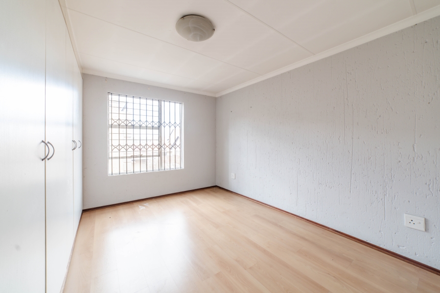 4 Bedroom Property for Sale in Buccleuch Gauteng