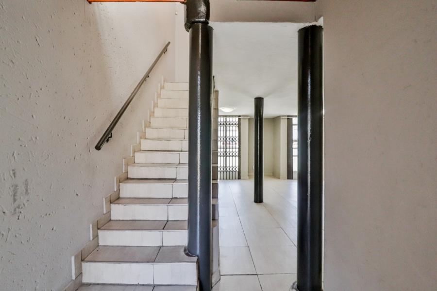 2 Bedroom Property for Sale in Oakdene Gauteng