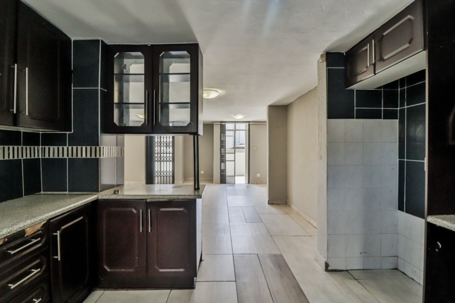 2 Bedroom Property for Sale in Oakdene Gauteng