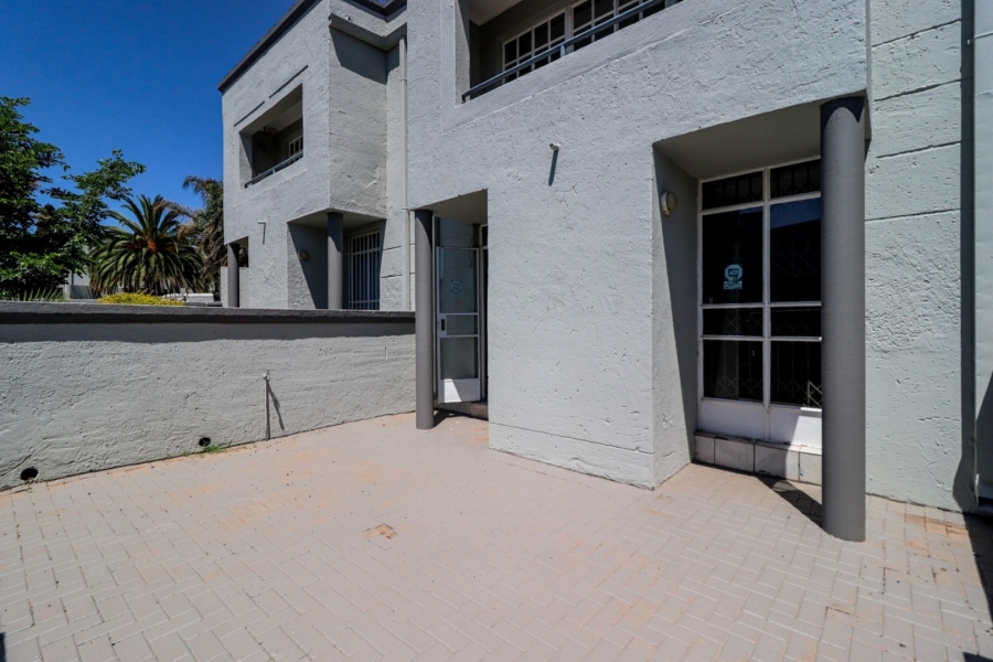 2 Bedroom Property for Sale in Oakdene Gauteng