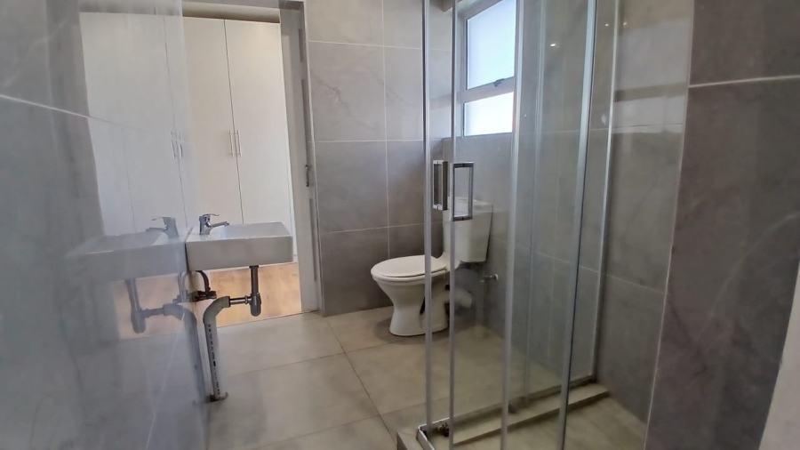 5 Bedroom Property for Sale in Wierda Park Gauteng