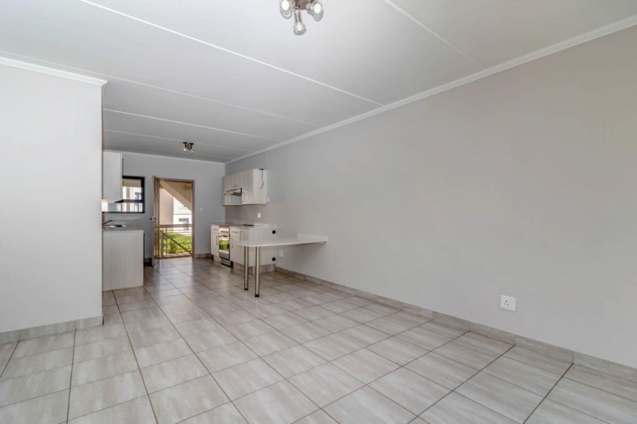 2 Bedroom Property for Sale in Beverley Gauteng