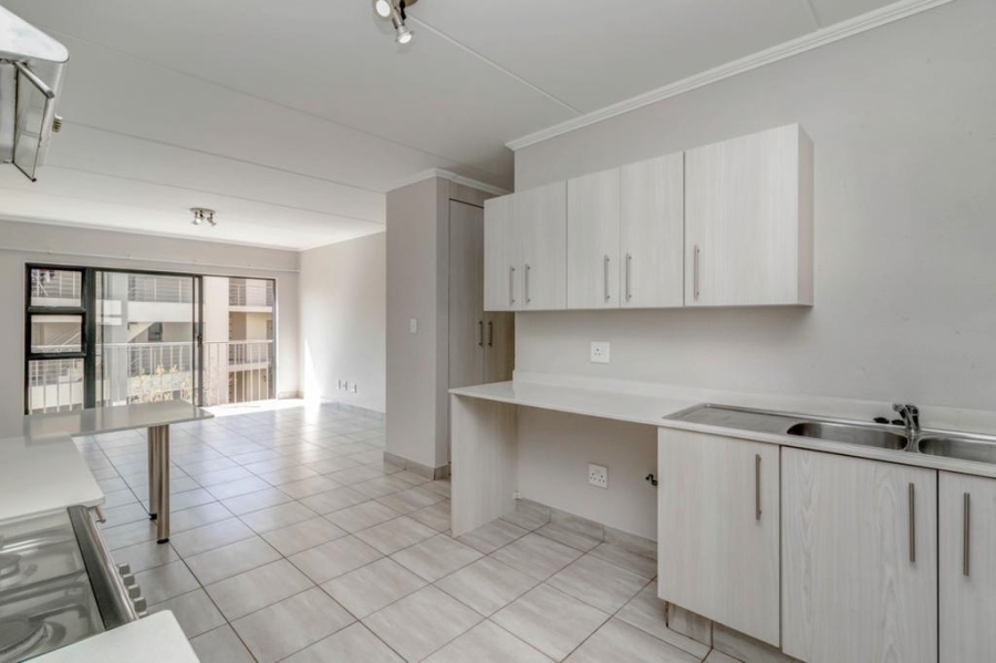 2 Bedroom Property for Sale in Beverley Gauteng