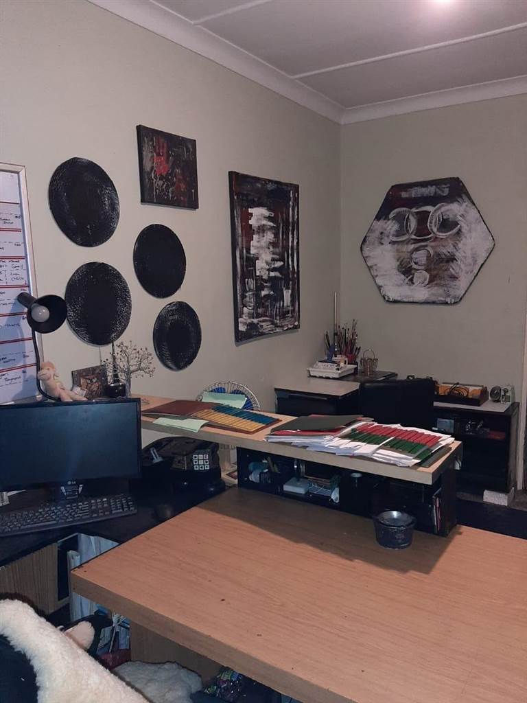 3 Bedroom Property for Sale in Kookrus Gauteng