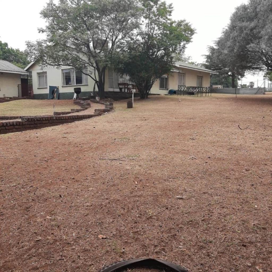 3 Bedroom Property for Sale in Kookrus Gauteng
