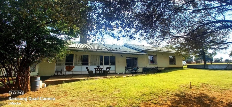 3 Bedroom Property for Sale in Kookrus Gauteng