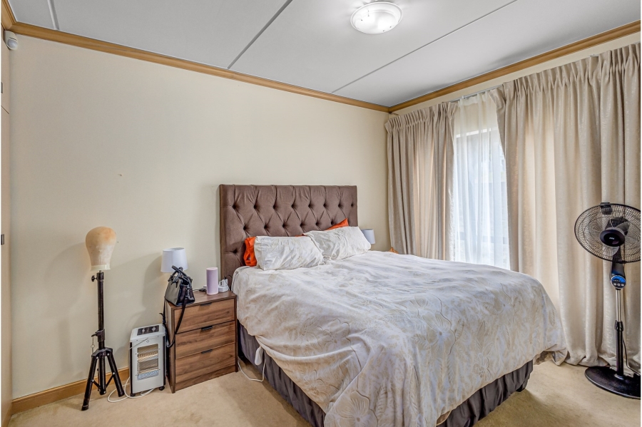 2 Bedroom Property for Sale in Broadacres Gauteng