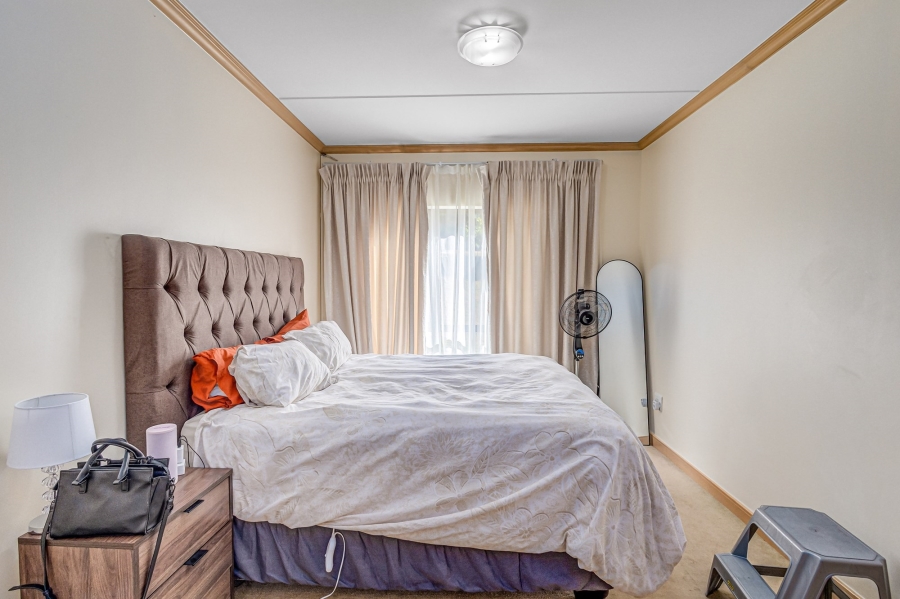 2 Bedroom Property for Sale in Broadacres Gauteng