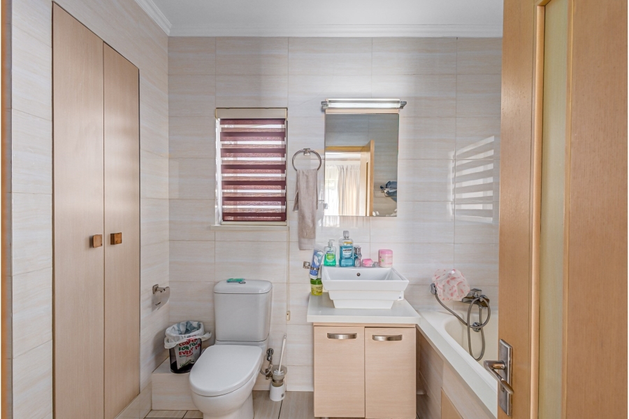 2 Bedroom Property for Sale in Broadacres Gauteng
