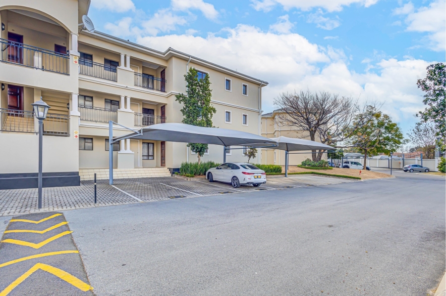 2 Bedroom Property for Sale in Broadacres Gauteng