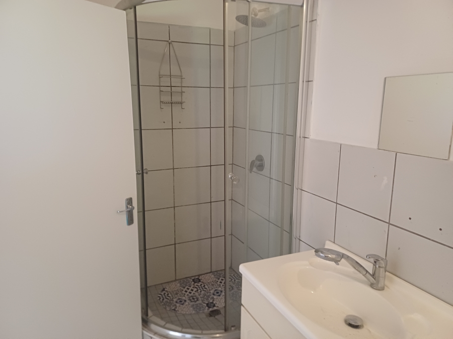 To Let 3 Bedroom Property for Rent in Linden Gauteng