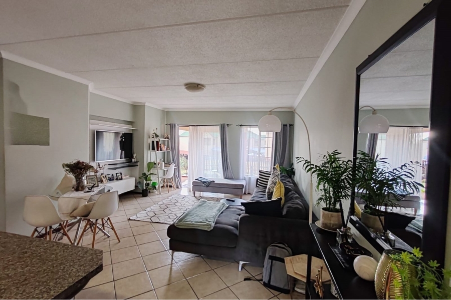 1 Bedroom Property for Sale in Terenure Gauteng