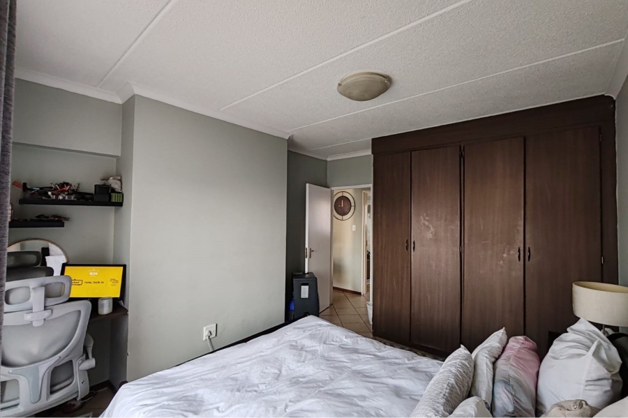 1 Bedroom Property for Sale in Terenure Gauteng