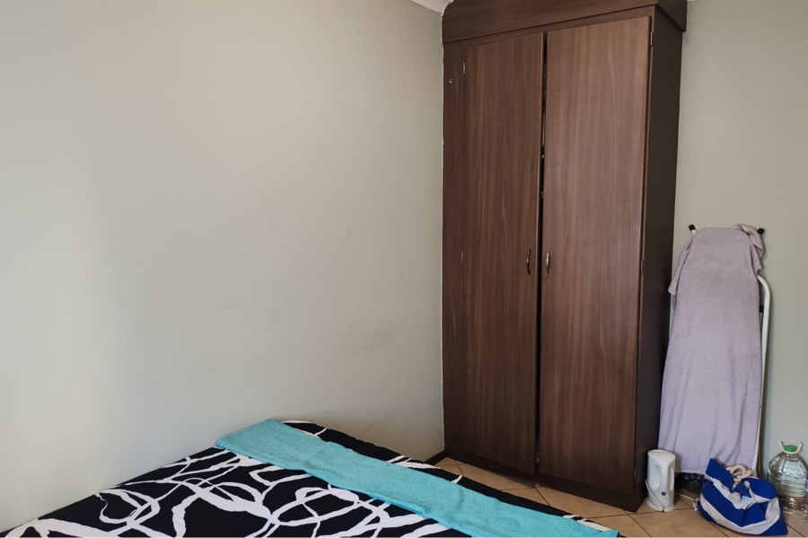 1 Bedroom Property for Sale in Terenure Gauteng