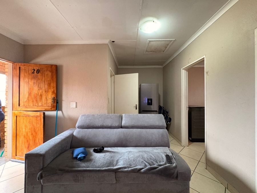 2 Bedroom Property for Sale in Krugersrus Gauteng