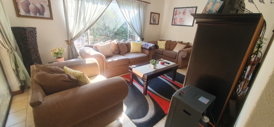 3 Bedroom Property for Sale in Brackenhurst Gauteng