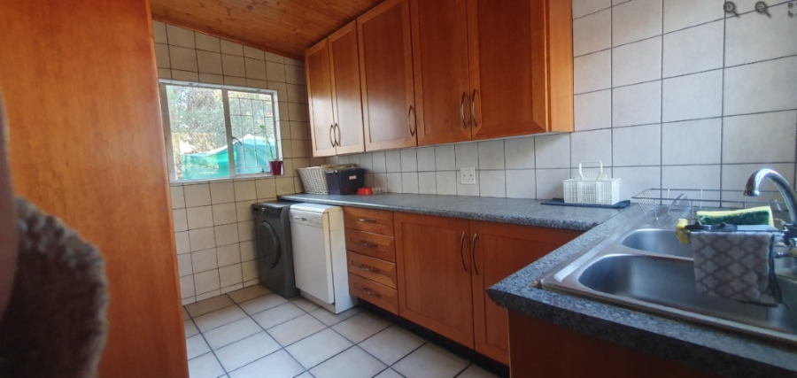 3 Bedroom Property for Sale in Brackenhurst Gauteng