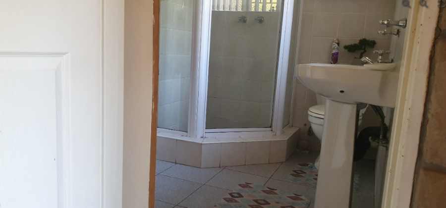 3 Bedroom Property for Sale in Brackenhurst Gauteng