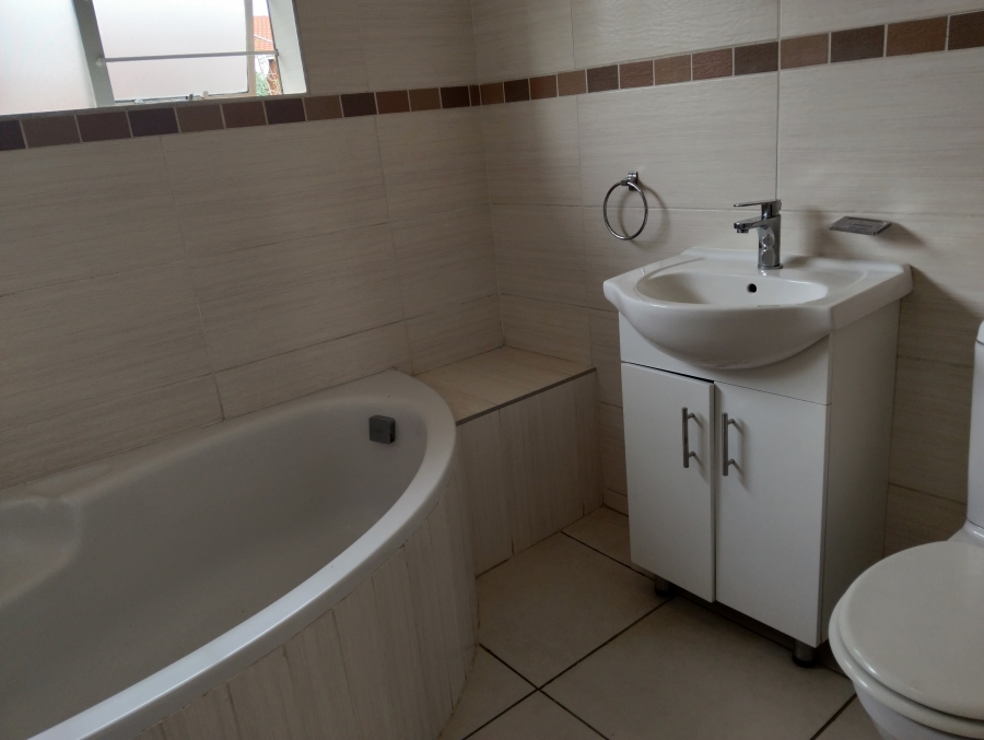 3 Bedroom Property for Sale in Bedford Gardens Gauteng