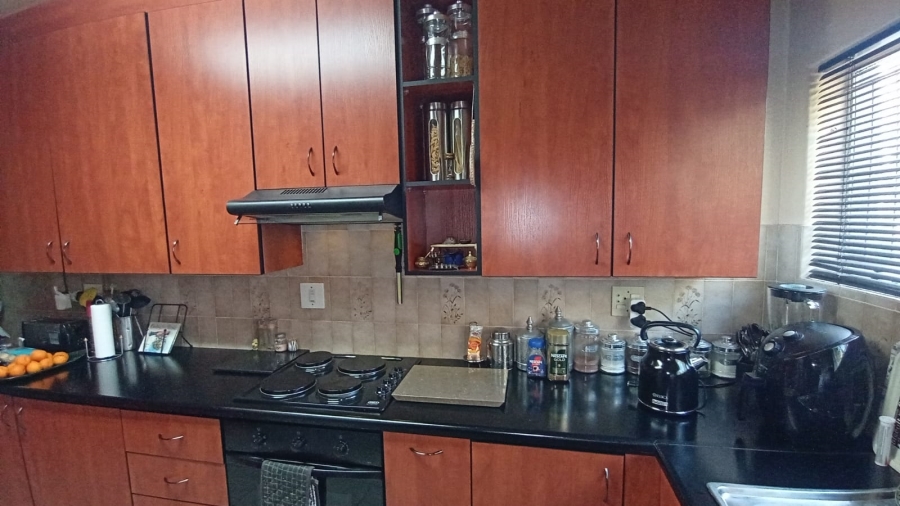 3 Bedroom Property for Sale in Weltevreden Park Gauteng