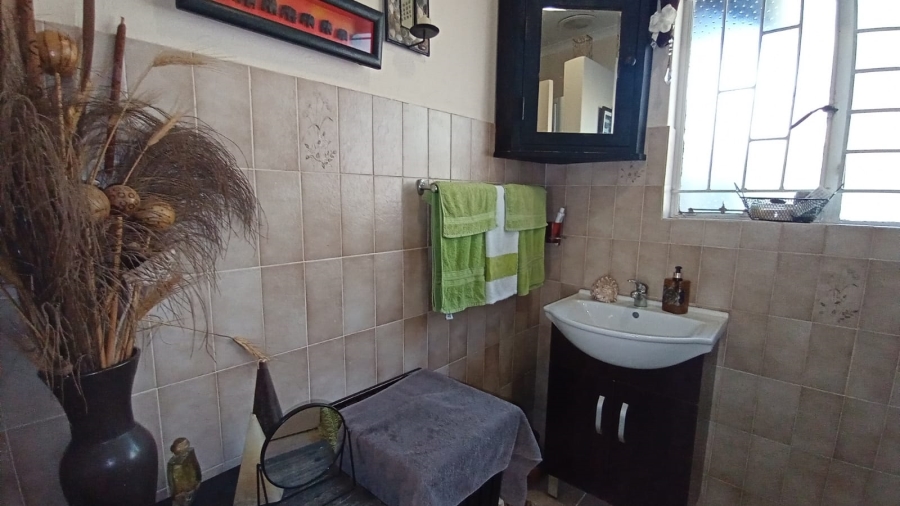 3 Bedroom Property for Sale in Weltevreden Park Gauteng