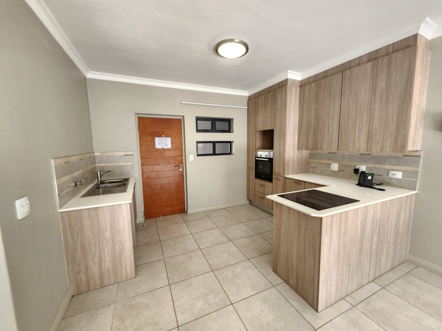 1 Bedroom Property for Sale in Waterkloof Marina Retirement Estate Gauteng