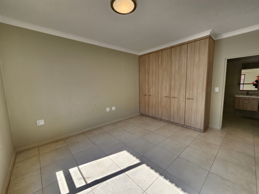 1 Bedroom Property for Sale in Waterkloof Marina Retirement Estate Gauteng