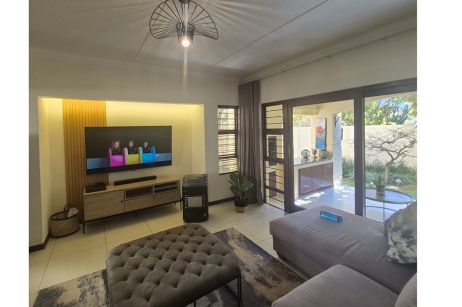 To Let 4 Bedroom Property for Rent in Sunninghill Gauteng