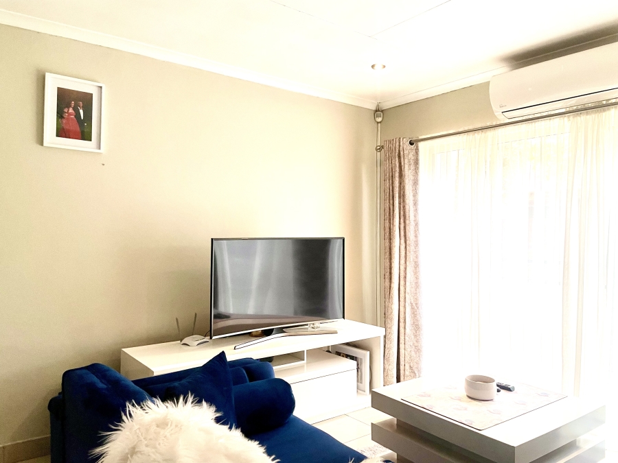 3 Bedroom Property for Sale in Noordwyk Gauteng