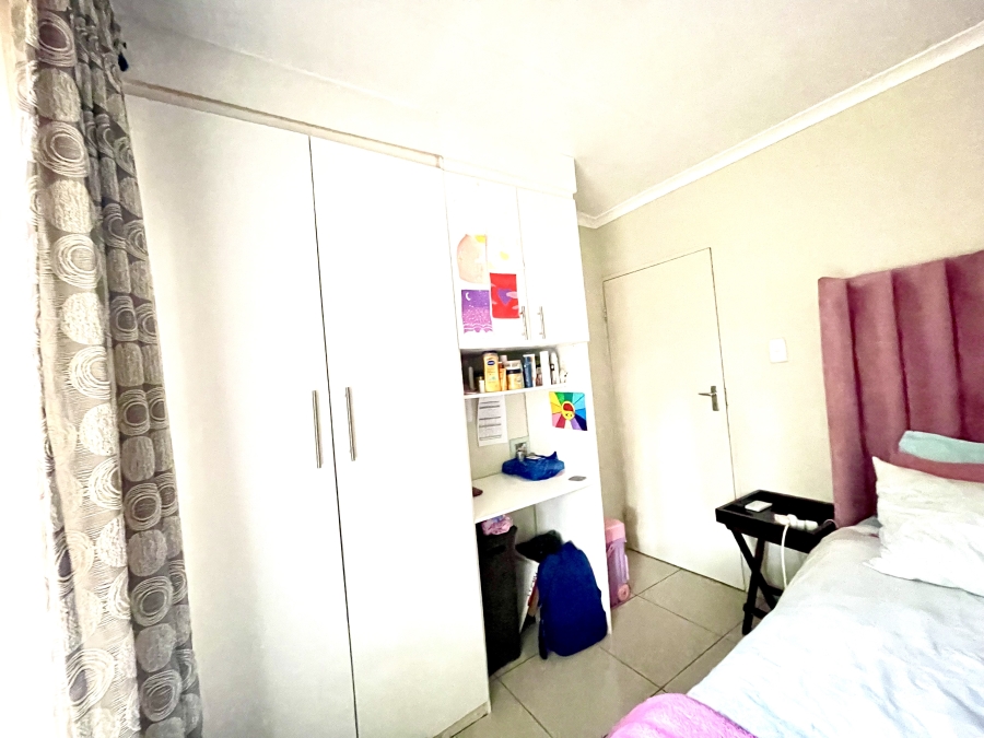 3 Bedroom Property for Sale in Noordwyk Gauteng