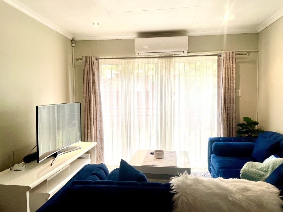 3 Bedroom Property for Sale in Noordwyk Gauteng