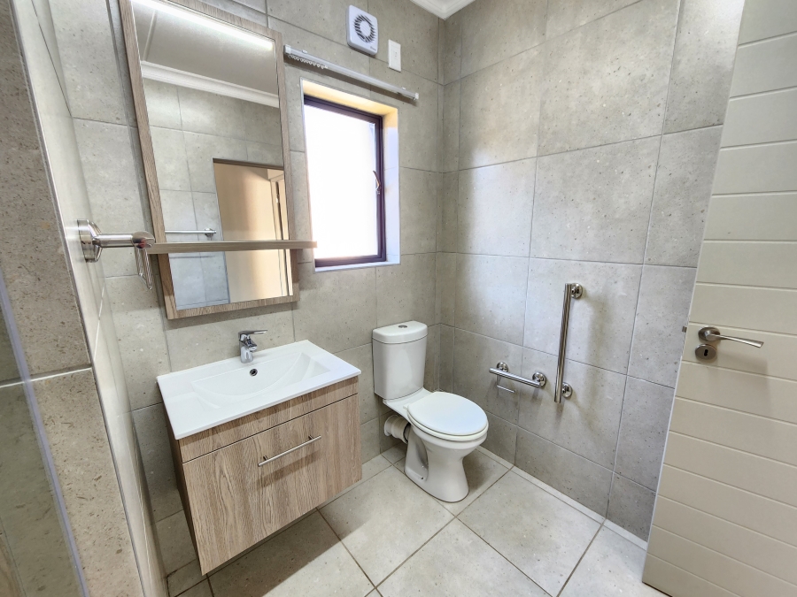 2 Bedroom Property for Sale in Waterkloof Marina Retirement Estate Gauteng