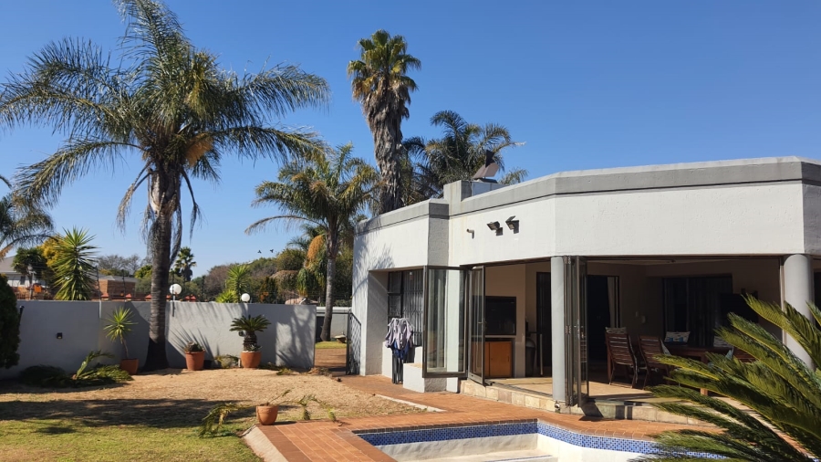 3 Bedroom Property for Sale in Noordkruin Gauteng