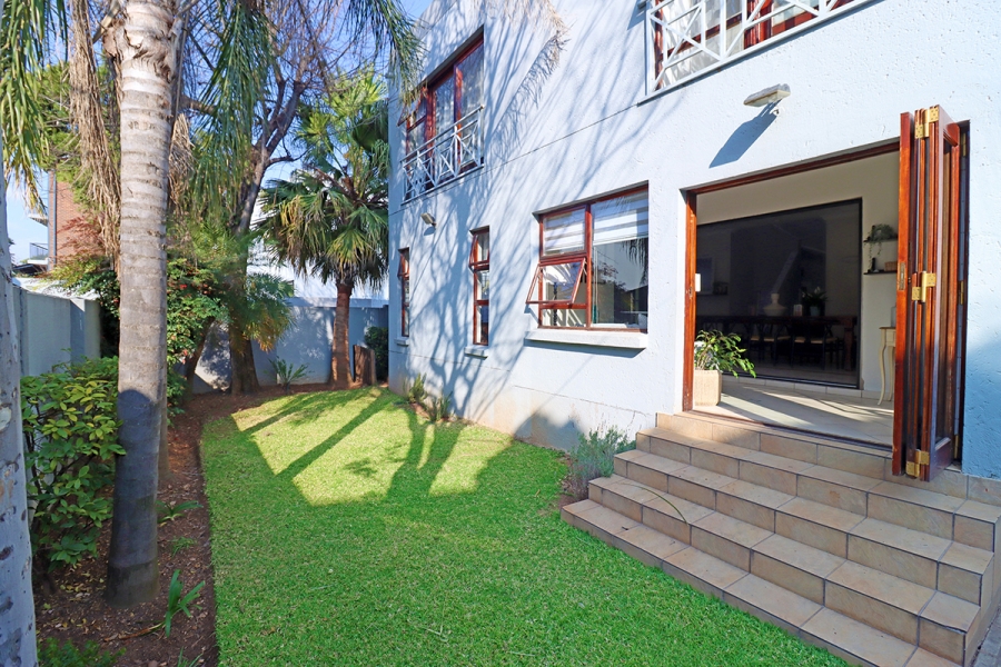 5 Bedroom Property for Sale in Glenhazel Gauteng