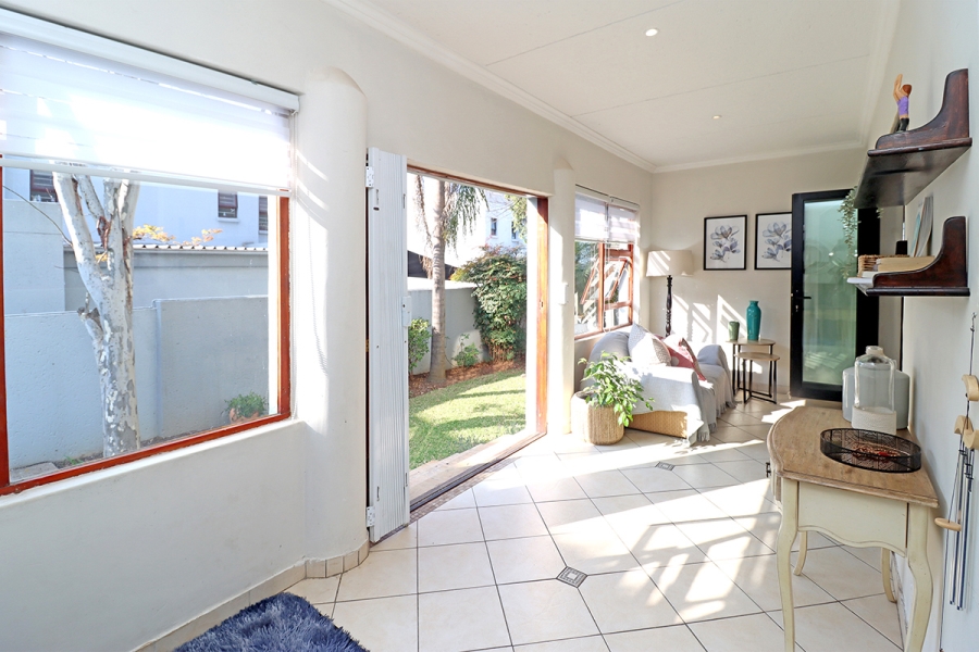 5 Bedroom Property for Sale in Glenhazel Gauteng