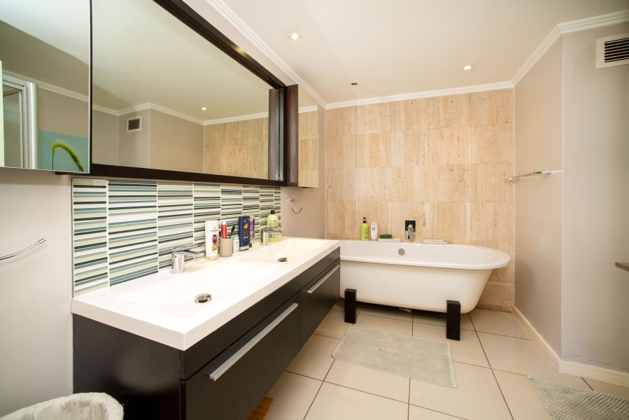 3 Bedroom Property for Sale in Bedford Gardens Gauteng