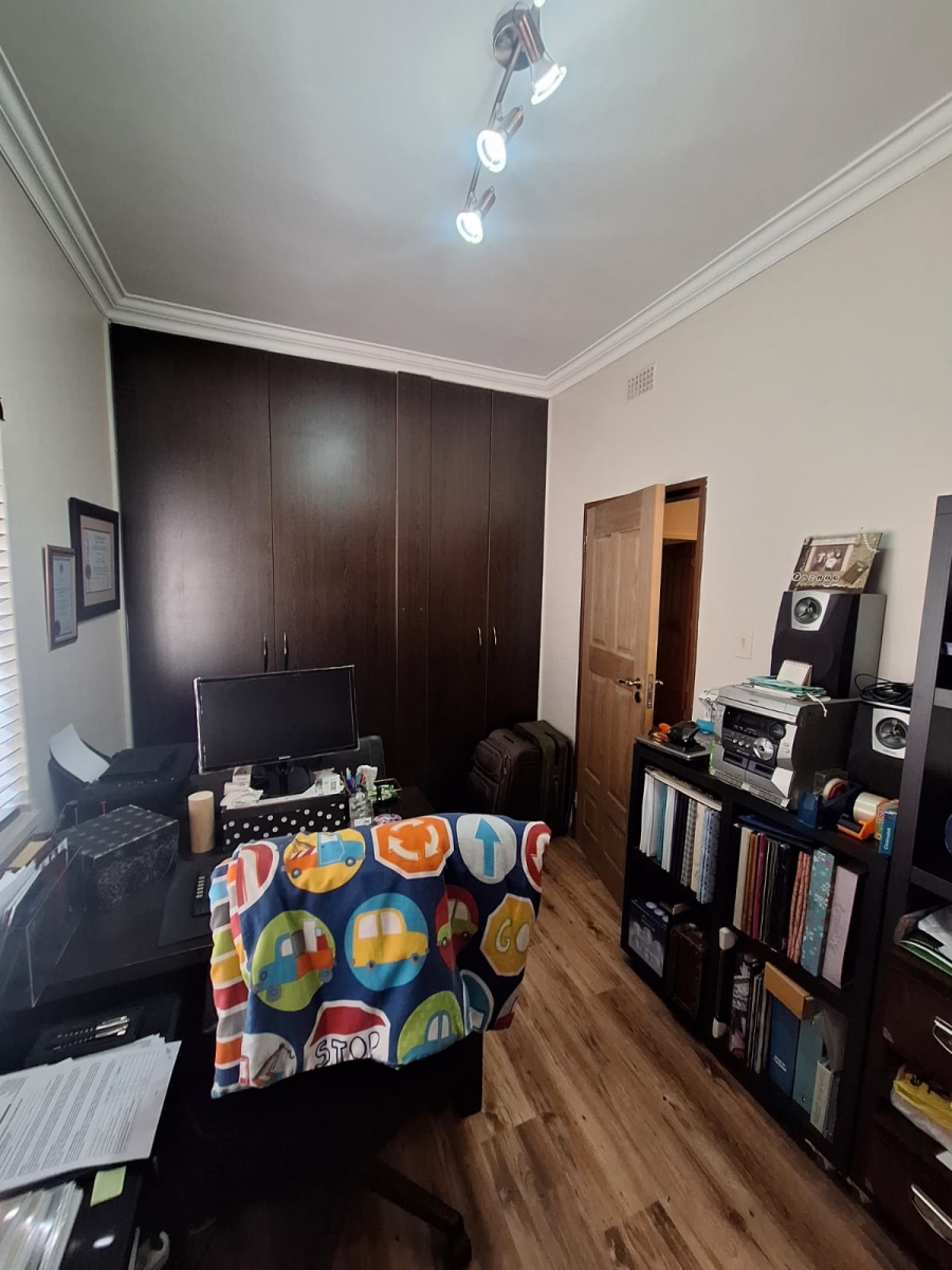 3 Bedroom Property for Sale in Eastleigh Ridge Gauteng