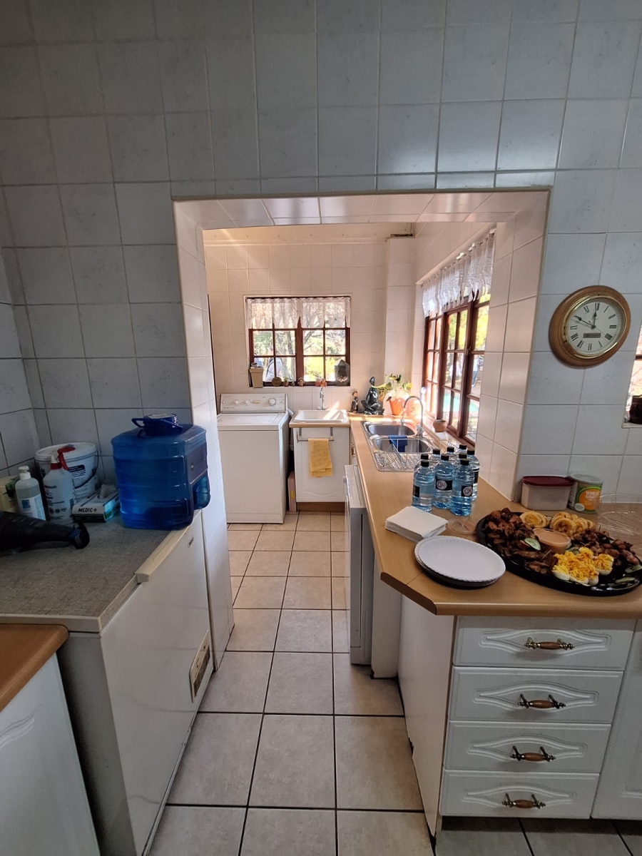 3 Bedroom Property for Sale in Eastleigh Ridge Gauteng