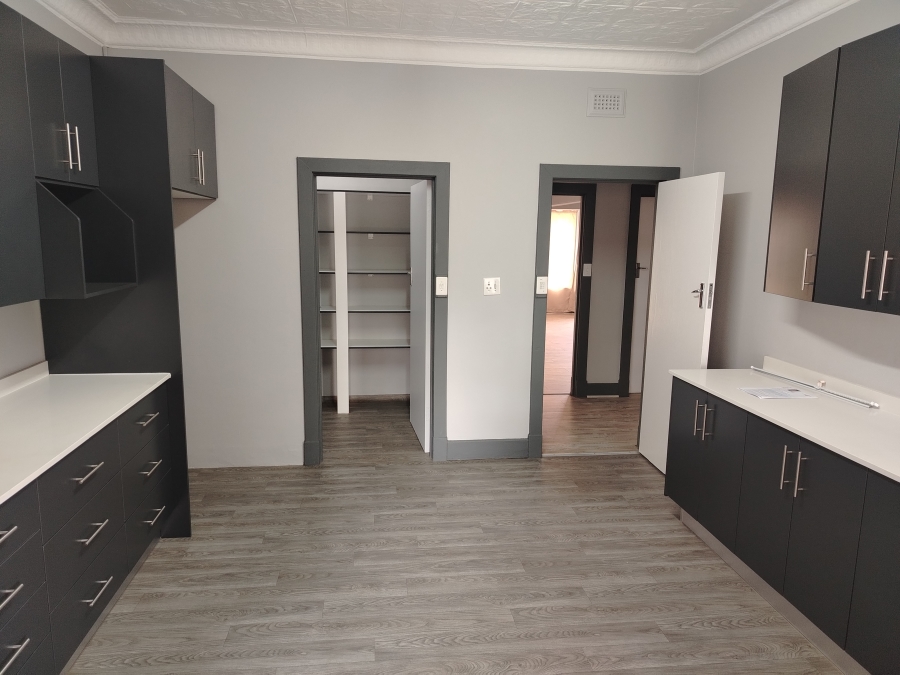 To Let 3 Bedroom Property for Rent in Selection Park Gauteng