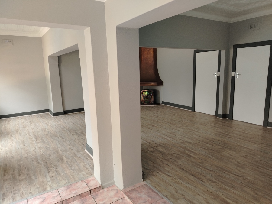 To Let 3 Bedroom Property for Rent in Selection Park Gauteng