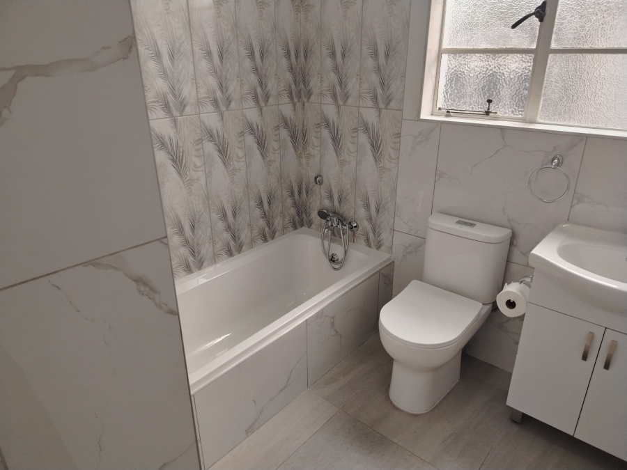 To Let 3 Bedroom Property for Rent in Selection Park Gauteng